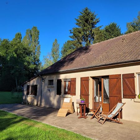 Prince Des Carres Saint-Malo-en-Donziois Bagian luar foto